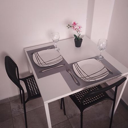 Apartamentos Coris Urban Center Malaga Luaran gambar